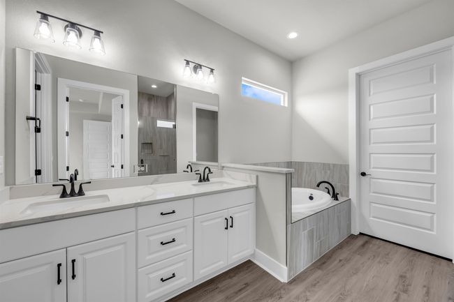 120 Draper Ln, House other with 5 bedrooms, 2 bathrooms and null parking in Bertram TX | Image 16