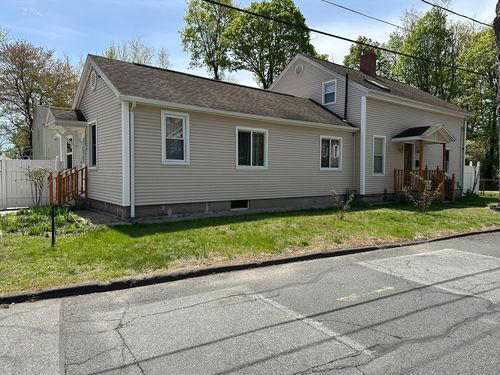 133 Hampden St, West Springfield, MA, 01089-3118 | Card Image