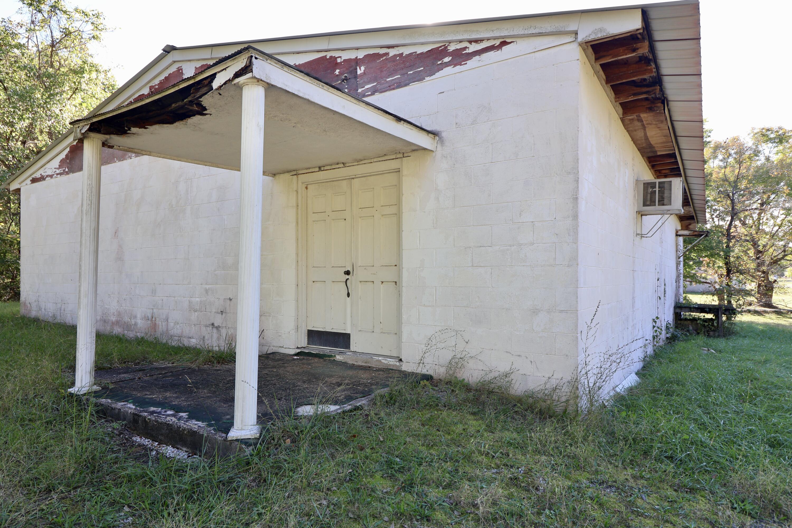 Commercial Sale in Benton 3
