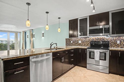 306b-30 Moreno Point Rd, Destin, FL, 32541-3123 | Card Image