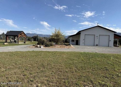 2347 Mcarthur Lake Rd, Naples, ID, 83847-5293 | Card Image