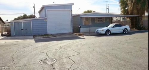 2890 Lassen Ct, Las Vegas, NV, 89142-2617 | Card Image