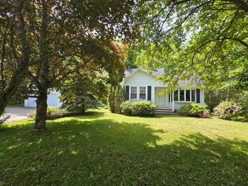142 Military Road, Greenbush, ME, 04418 | Card Image