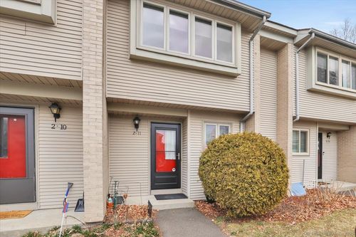 apt-2-11-827 Oronoke Rd, Waterbury, CT, 06708-3917 | Card Image