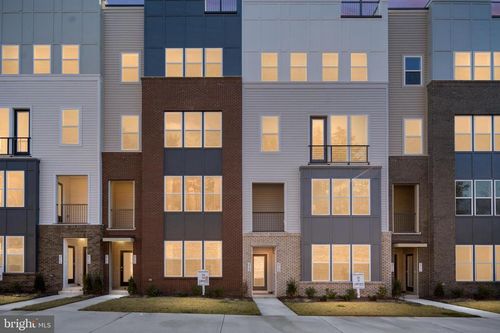 2514 Neabsco Common Pl, WOODBRIDGE, VA, 22191-4154 | Card Image