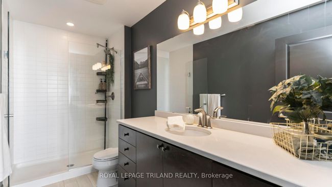 2303 - 330 Ridout St S, Condo with 2 bedrooms, 2 bathrooms and null parking in London ON | Image 27