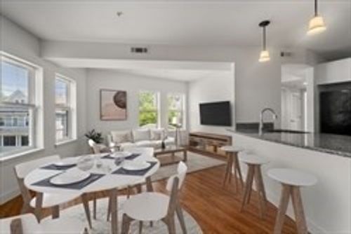 301-8 Dustin, Boston, MA, 02135 | Card Image