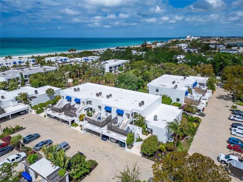 828 Bayport Way, Longboat Key, FL, 34228-2670 | Card Image