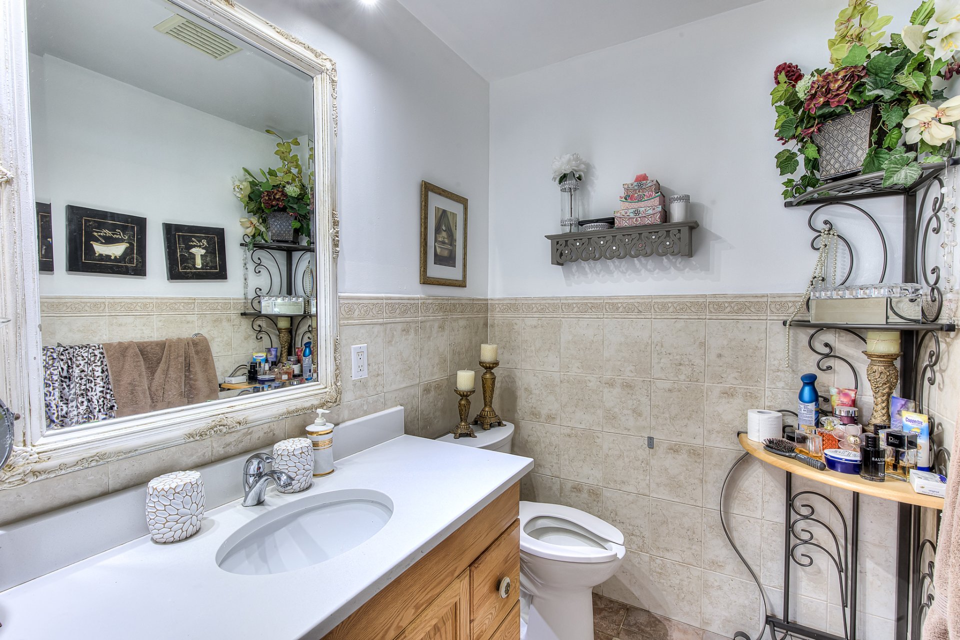 Residential in Dollard-Des-Ormeaux 3