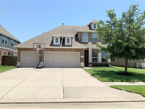 8322 Quiet Bay Dr, Baytown, TX, 77523-2006 | Card Image