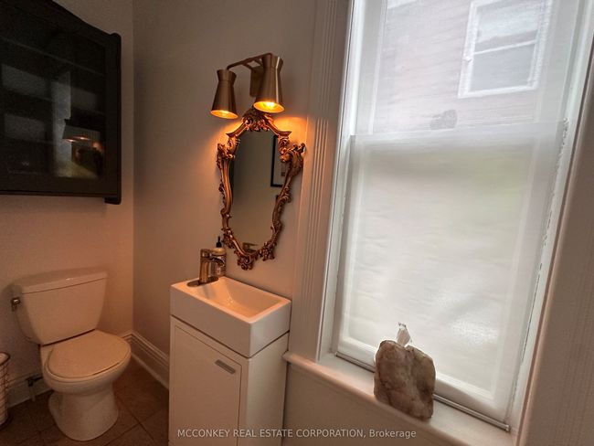 711 Bethune St, House other with 4 bedrooms, 2 bathrooms and 2 parking in Peterborough ON | Image 6