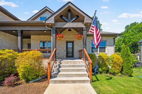4334 Memory Ln, Adams, TN, 37010-9501 | Card Image