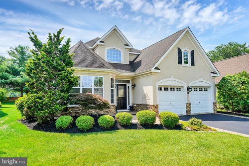 15 Sanibel Ln, Hamilton, NJ, 08691-3748 | Card Image