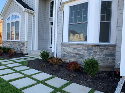 27 Country View Ln, Greenlawn, NY, 11740-1822 | Card Image