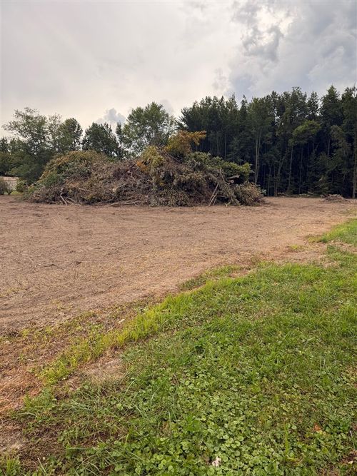 220 Chalybeate School Rd, Smiths Grove, KY, 42171-8820 | Card Image