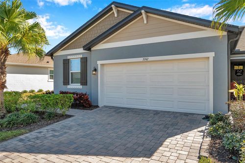 3747 Laughing Dove Ave, SUN CITY CENTER, FL, 33573-7188 | Card Image