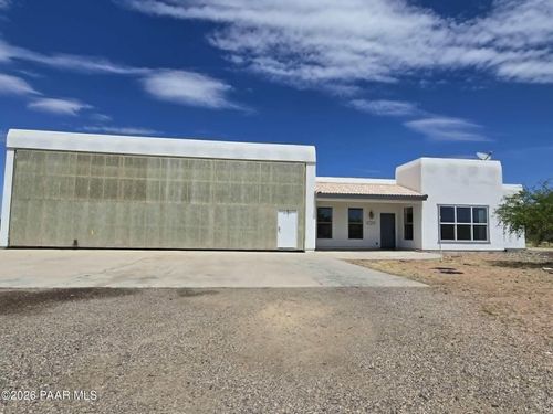 3760 E Airport Dr, Rimrock, AZ, 86335-5144 | Card Image