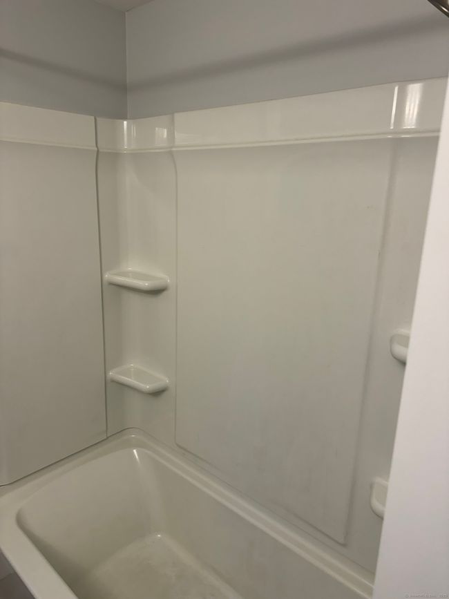 APT-3 - 94 W Main St, Home with 1 bedrooms, 1 bathrooms and 1 parking in Vernon CT | Image 6