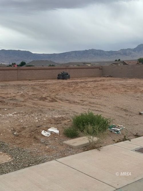 304 Sam Way, Mesquite, NV, 89027-6782 | Card Image