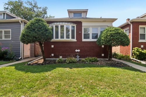 2636 N Neva Avenue, Chicago, IL, 60707 | Card Image