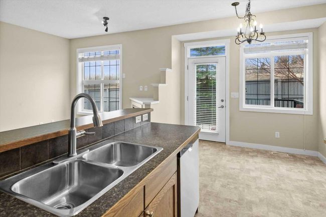 156 Rockyspring Grove Nw, Townhouse with 3 bedrooms, 3 bathrooms and 2 parking in Calgary AB | Image 9
