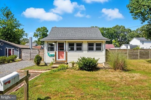 4962 Elm St, SHADY SIDE, MD, 20764-9655 | Card Image