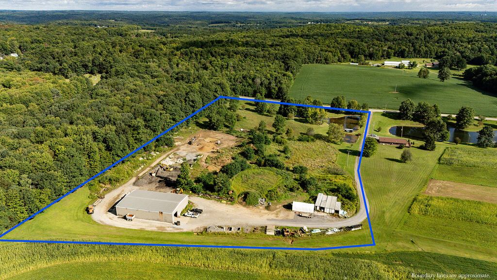 4142 State Route 208, Emlenton, PA 16373