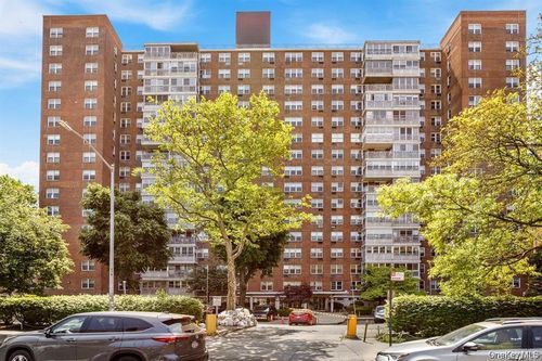 2b-4310 Kissena Boulevard, New York, NY, 11355 | Card Image