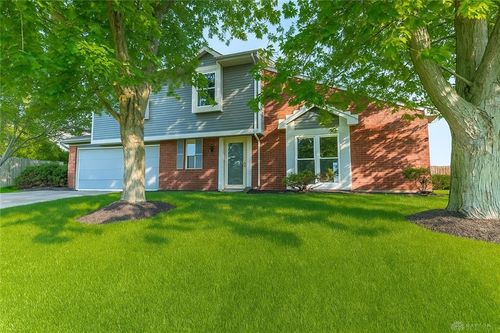 6721 Deer Meadows Dr, Dayton, OH, 45424-7051 | Card Image
