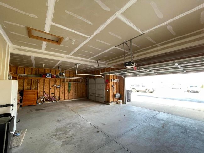 3 Stall Garage | Image 39