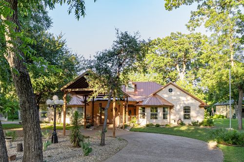 1465 Waters Edge Ln, Glen Rose, TX, 76043-6746 | Card Image