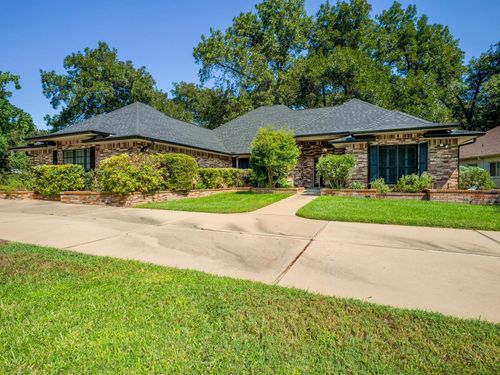 279 Quail St, Meadowlakes, TX, 78654-7129 | Card Image