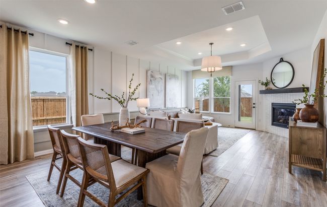 Spacious dining area *Model representation | Image 5