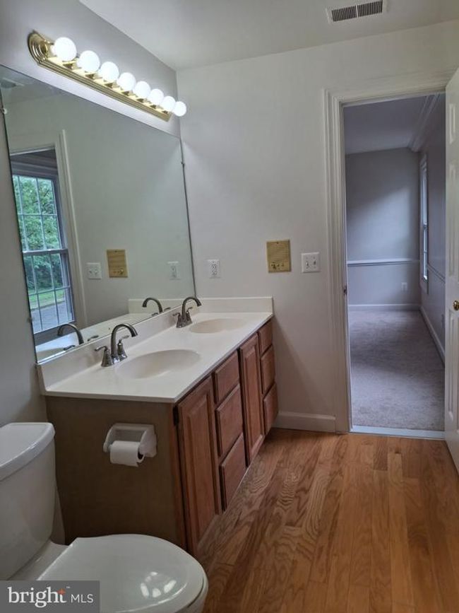 APT-201 - 11021 Folksie Ct, Condo with 2 bedrooms, 2 bathrooms and null parking in MANASSAS VA | Image 25
