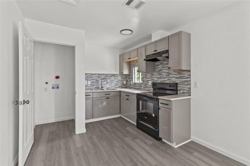 3-316 20th St, San Leon, TX, 77539-2575 | Card Image