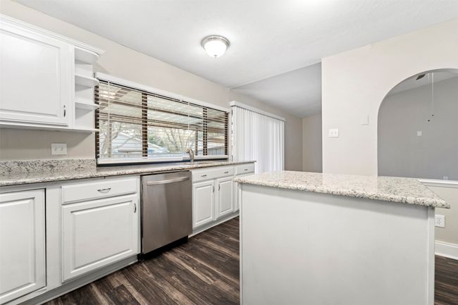 928 Overdowns Dr, House other with 3 bedrooms, 2 bathrooms and null parking in Plano TX | Image 5