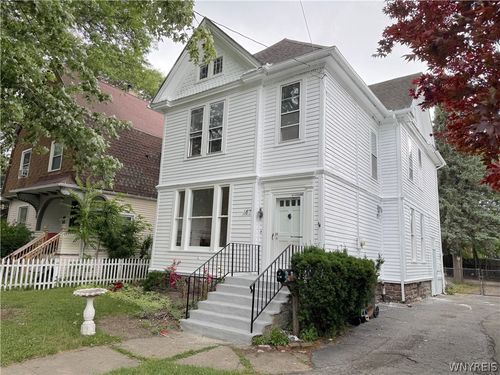 167 Christiana St, North Tonawanda, NY, 14120-5518 | Card Image