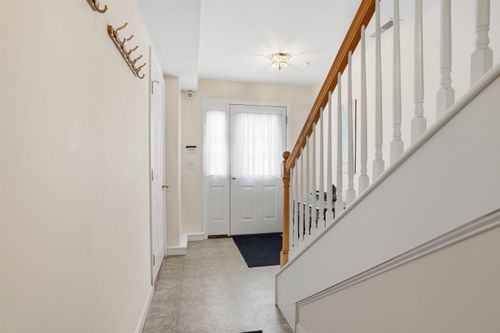 unit-4-48 Mulberry St, Concord, NH, 03301-5298 | Card Image
