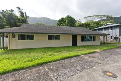 37 - 3577 Pinao Street, House other with 3 bedrooms, 1 bathrooms and 2 parking in Honolulu HI | Image 2