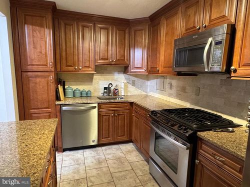 apt-606-1300 Army Navy Dr, ARLINGTON, VA, 22202-2047 | Card Image