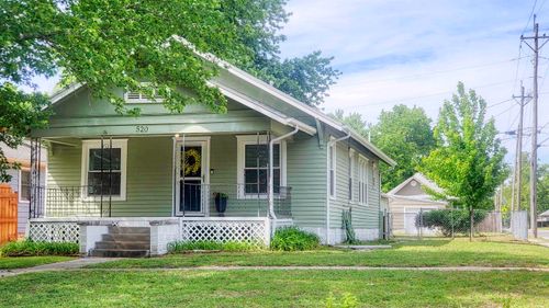 520 E 15th Ave, Winfield, KS, 67156-4403 | Card Image