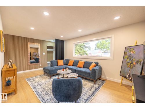 16131 109a Ave Nw, Edmonton, AB, T5P1C5 | Card Image