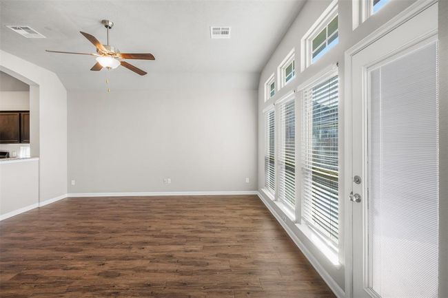 2099 Positano Loop, House other with 3 bedrooms, 2 bathrooms and 2 parking in Bryan TX | Image 13
