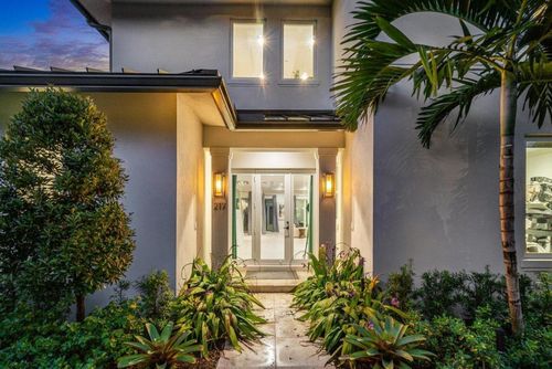 217 Gulfstream Blvd, Boynton Beach, FL, 33435-8658 | Card Image