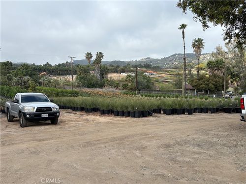 1719 Rainbow Valley Blvd., Fallbrook, CA, 92028 | Card Image