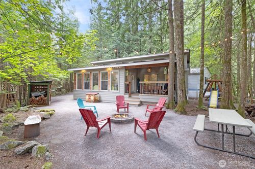 56 Riverside Dr, Deming, WA, 98244 | Card Image
