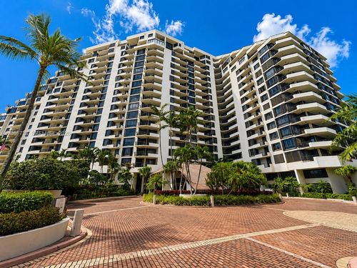 a1710-520 Brickell Key Dr, Miami, FL, 33131-2660 | Card Image