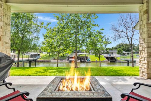 307 E Pheasant Rd, Highland Haven, TX, 78654-9796 | Card Image