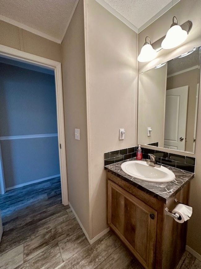 135 Balboa St, House other with 2 bedrooms, 2 bathrooms and 3 parking in Port St. Joe FL | Image 12
