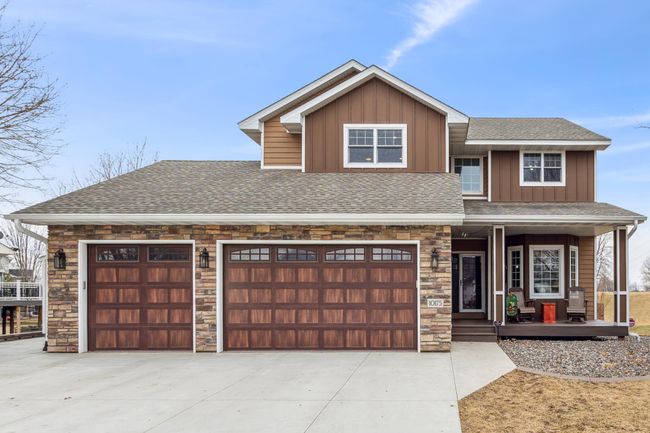 Concrete Driveway, maintenance free front porch | Image 5